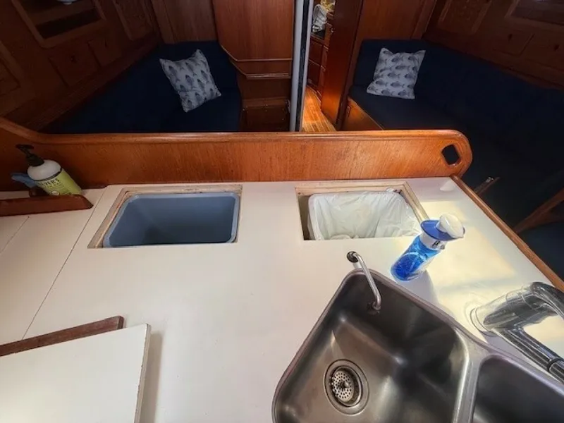 Slide: The Image of Sabre 42 CN Sloop 1988 - 7453655
