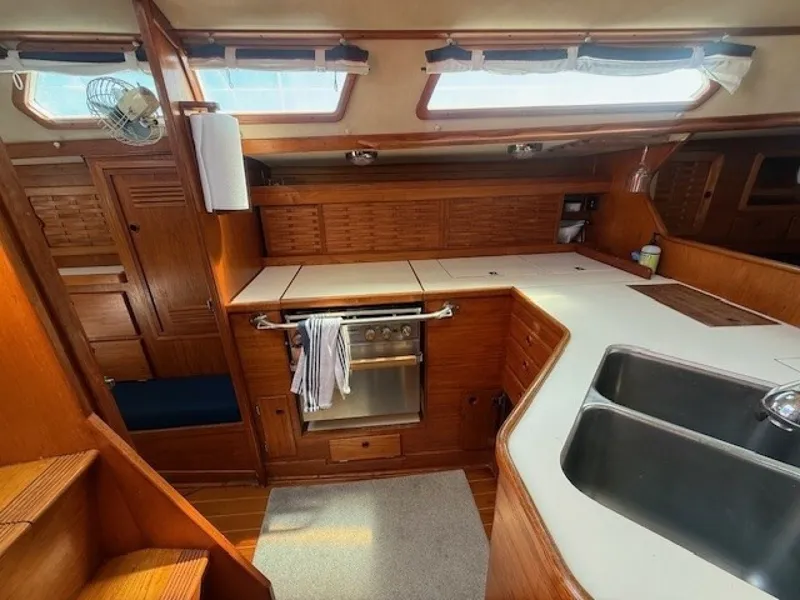 Slide: The Image of Sabre 42 CN Sloop 1988 - 7453686