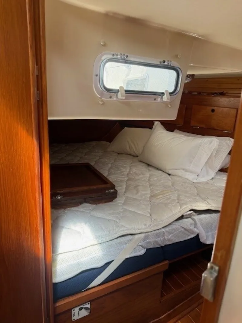 Slide: The Image of Sabre 42 CN Sloop 1988 - 7453669