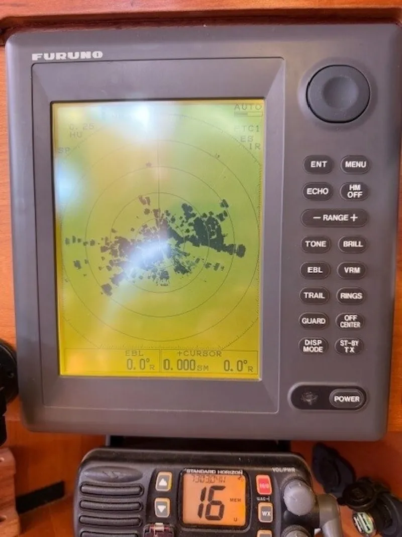 Slide: The Image of Sabre 402 1998 - 7454000