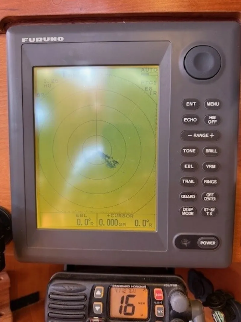 Slide: The Image of Sabre 402 1998 - 7454001
