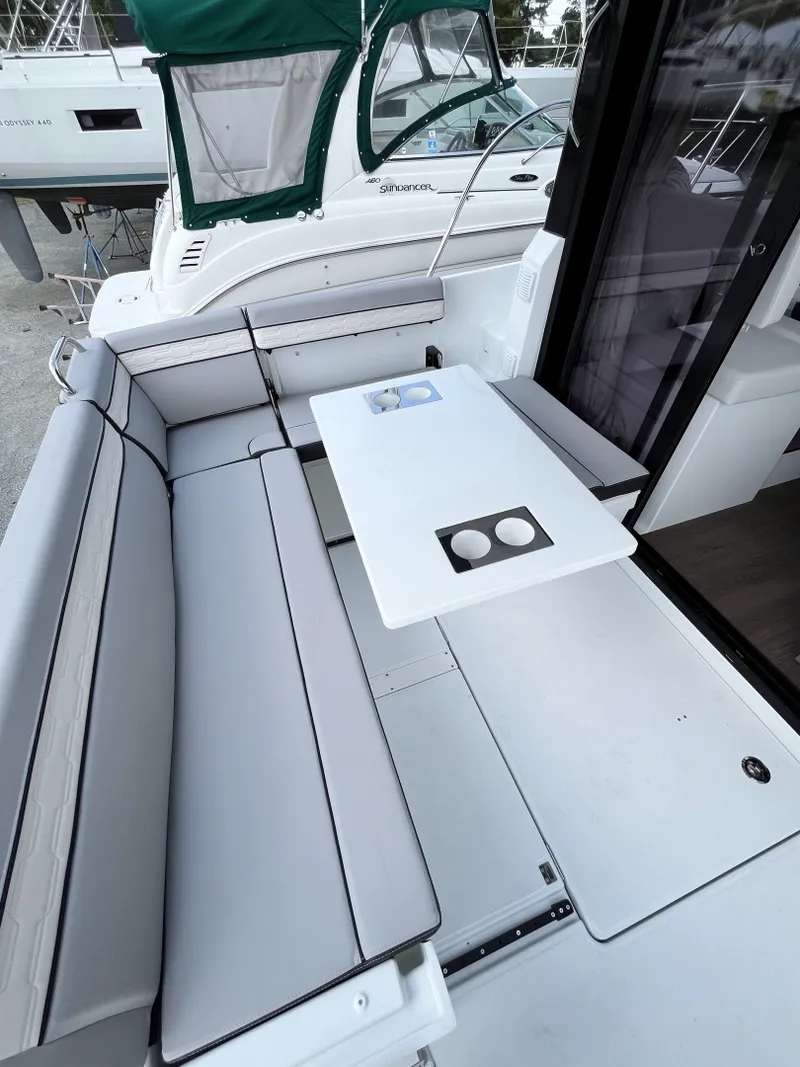 Slide: The Image of Jeanneau 895 Series 2 2026 - 7453912