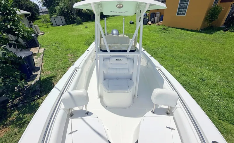 Slide: The Image of Sea Hunt Ultra 229 2017 - 7454180