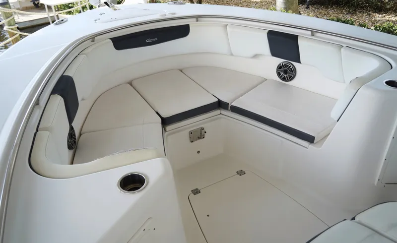 Slide: The Image of Robalo 302 2020 - 7454267