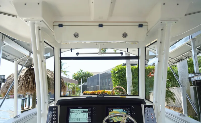 Slide: The Image of Robalo 302 2020 - 7454246