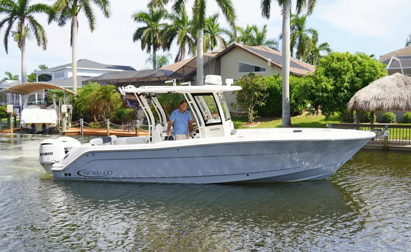 The Image of Robalo 302 2020 - 7454221