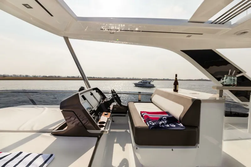 Slide: The Image of Galeon 640 FLY 2024 - 7456288