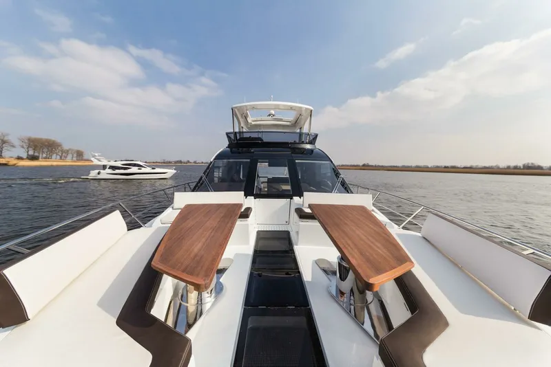 Slide: The Image of Galeon 640 FLY 2024 - 7456265