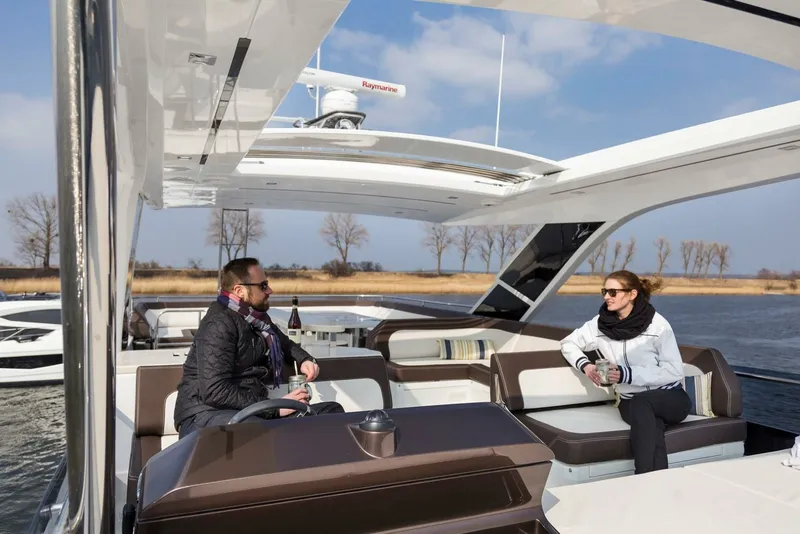 Slide: The Image of Galeon 640 FLY 2024 - 7456274