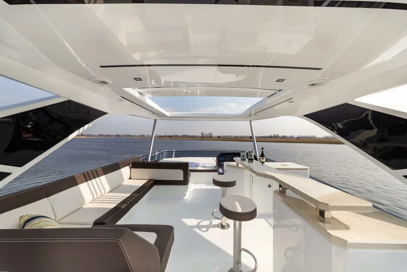 Slide: The Image of Galeon 640 FLY 2024 - 7456277