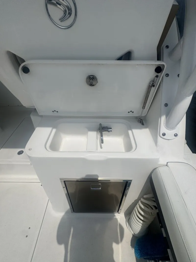 Slide: The Image of Edgewater 280 CX 2018 - 7457312