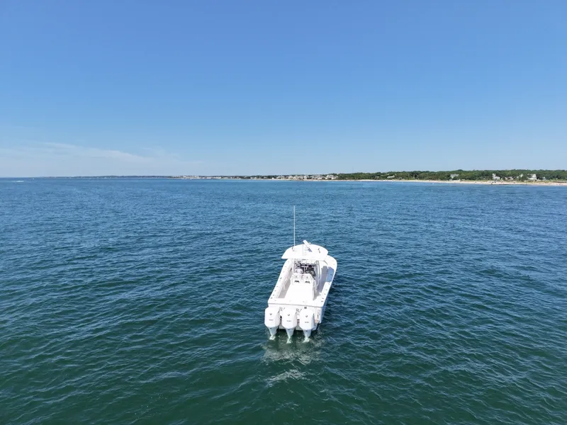 Slide: The Image of Regulator Marine 34CC 2016 - 7457325
