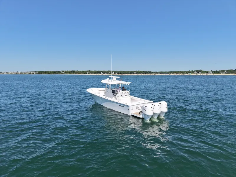 Slide: The Image of Regulator Marine 34CC 2016 - 7457328
