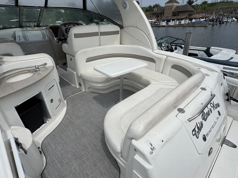 Slide: The Image of Sea Ray 320 Sundancer 2004 - 7457863