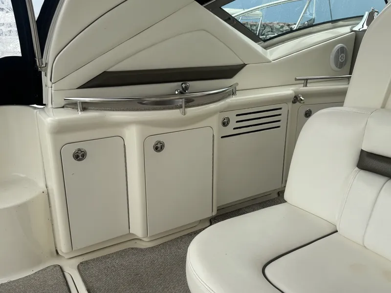 Slide: The Image of Sea Ray 40 Sundancer 2006 - 7457980