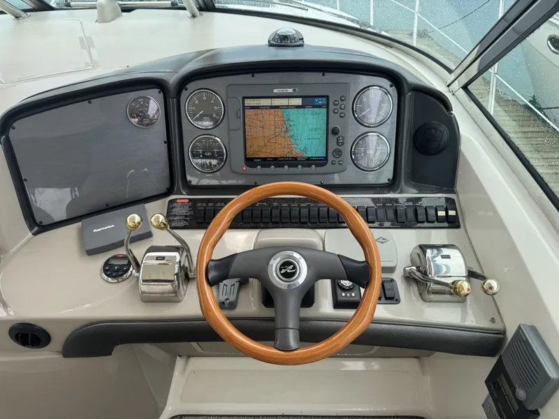 Slide: The Image of Sea Ray 40 Sundancer 2006 - 7457990