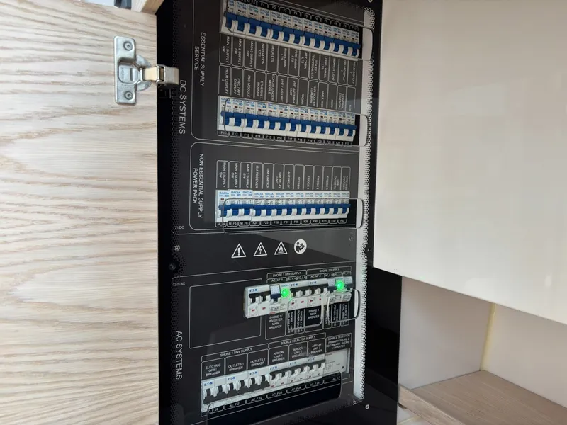 Slide: The Image of Axopar 45 XC Cross Cabin 2023 - 7458128