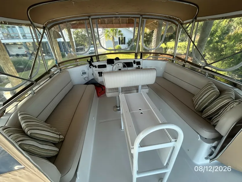 Slide: The Image of 39' Mainship flybridge forward - 7459910