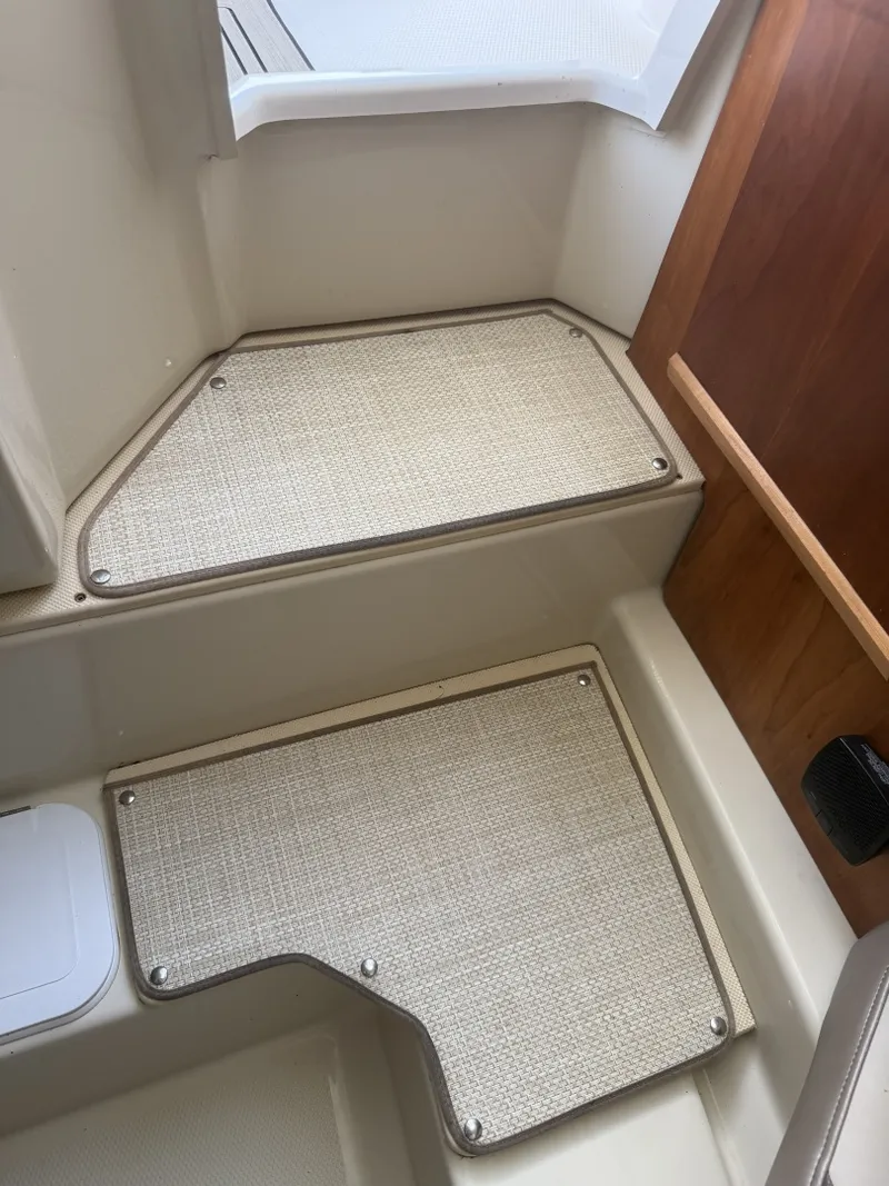 Slide: The Image of Cutwater 24 - Cabin 2022 Cutwater C-24 CW - 7461332