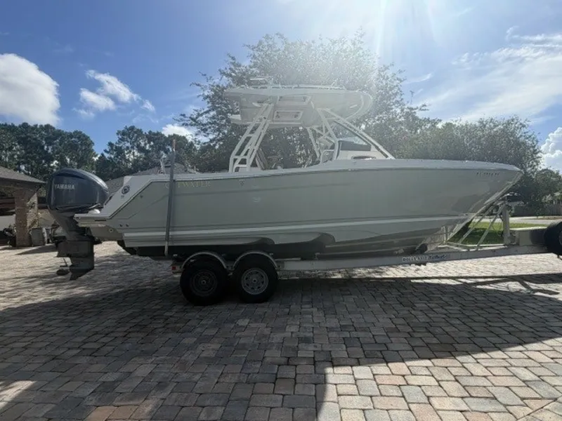The Image of Cutwater 24 - Exterior Profile 2022 Cutwater C-24 CW - 7461238