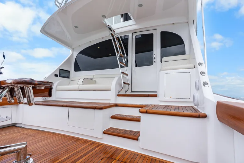 Slide: The Image of Viking 72 Convertible 2024 - 7821354