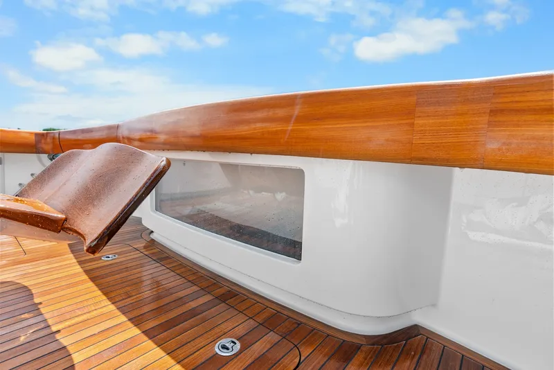 Slide: The Image of Viking 72 Convertible 2024 - 7821419