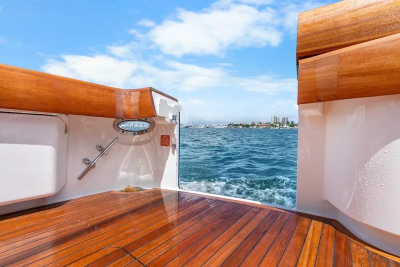 Slide: The Image of Viking 72 Convertible 2024 - 7821415
