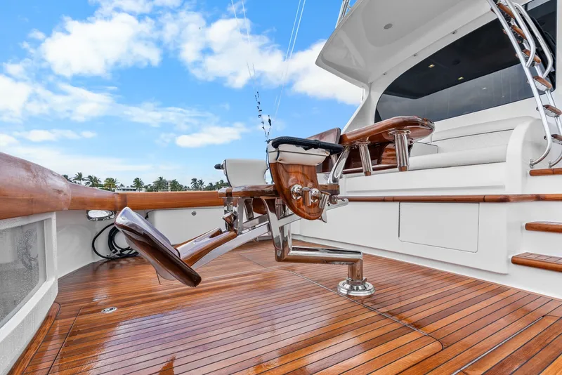 Slide: The Image of Viking 72 Convertible 2024 - 7821345