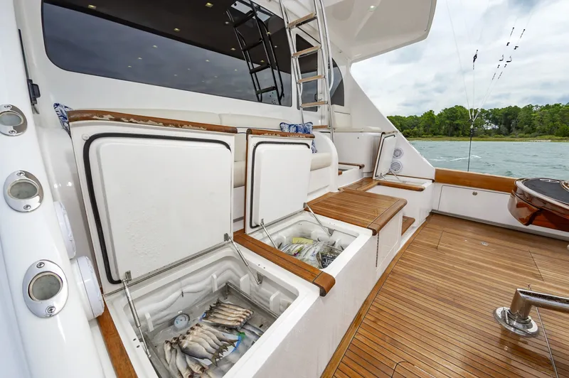 Slide: The Image of Viking 72 Convertible 2024 - 7461612