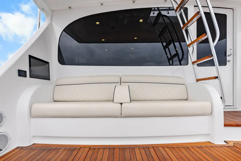 Slide: The Image of Viking 72 Convertible 2024 - 7821353