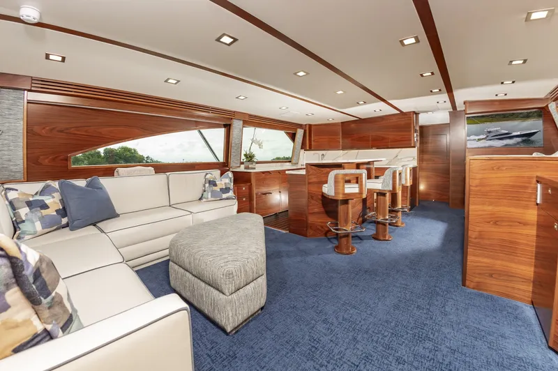 Slide: The Image of Viking 72 Convertible 2024 - 7461614