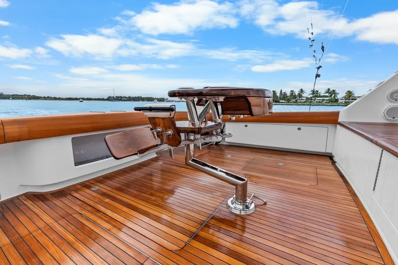 Slide: The Image of Viking 72 Convertible 2024 - 7821348