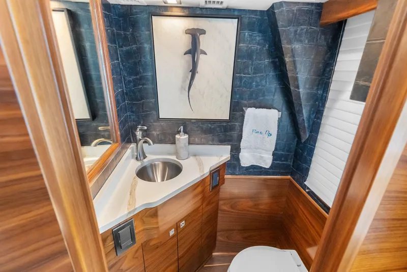 Slide: The Image of Viking 72 Convertible 2024 - 7821496
