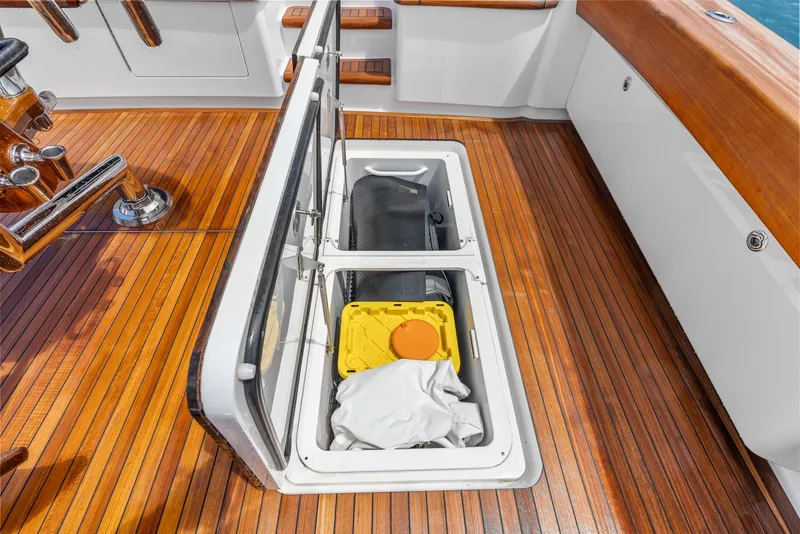 Slide: The Image of Viking 72 Convertible 2024 - 7821417