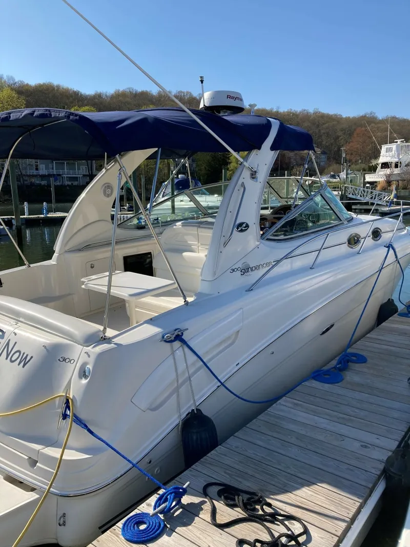 Slide: The Image of Sea Ray 300 Sun Dancer 2004 - 7465819