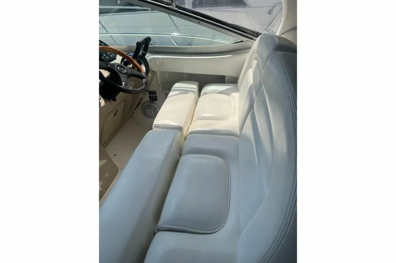 Slide: The Image of Sea Ray 300 Sun Dancer 2004 - 7465825