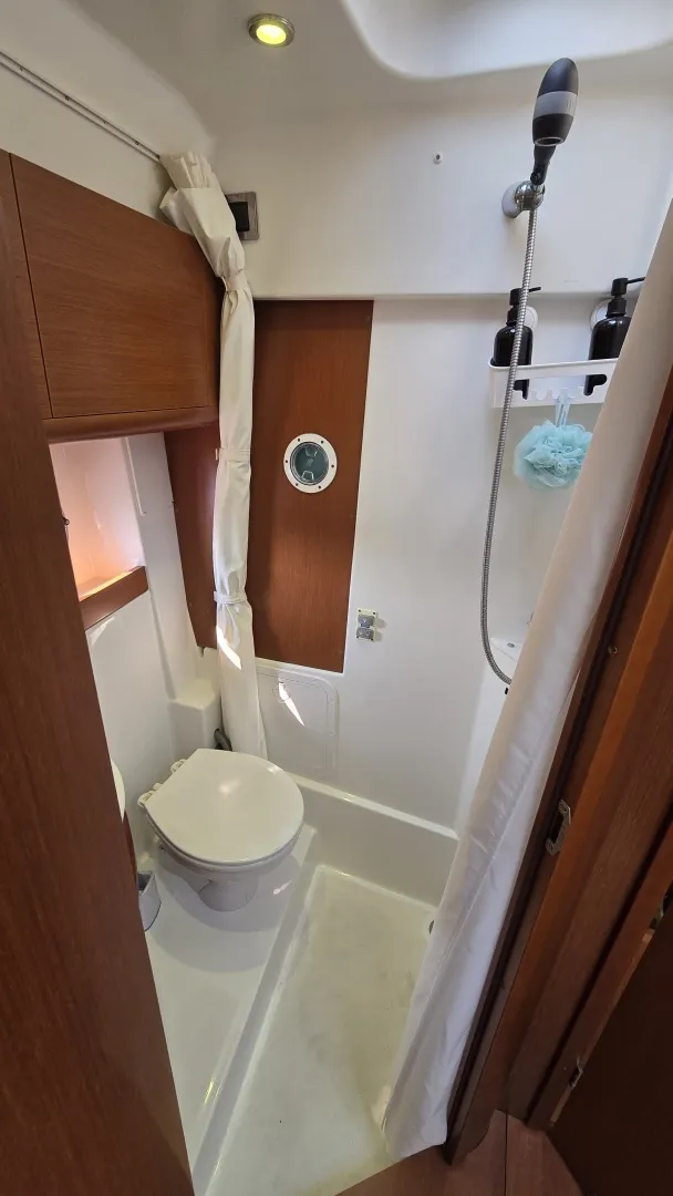 Slide: The Image of Beneteau Gran Turismo 38 2013 - 7462294