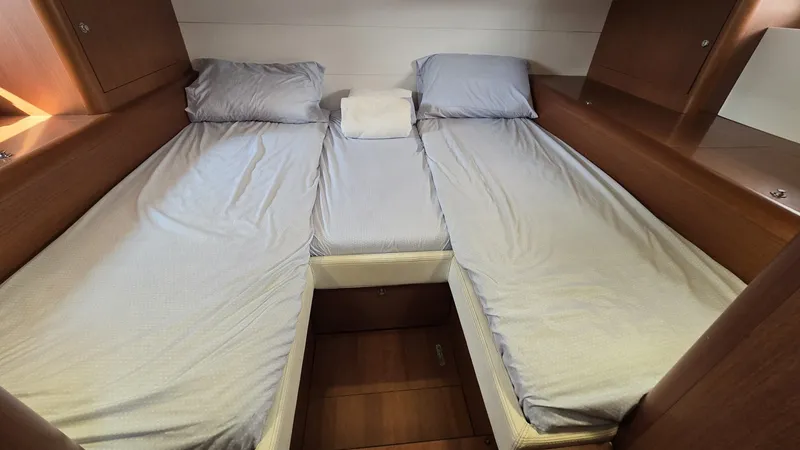 Slide: The Image of Beneteau Gran Turismo 38 2013 - 7462260