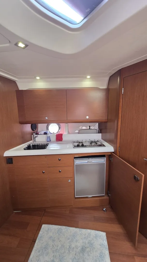 Slide: The Image of Beneteau Gran Turismo 38 2013 - 7462247