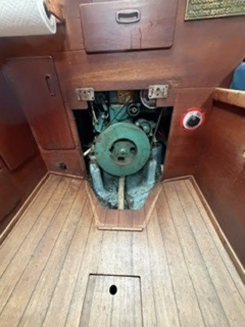 Slide: The Image of Sabre 28 Series 2 1981 - 7462361