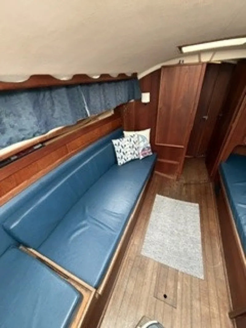 Slide: The Image of Sabre 28 Series 2 1981 - 7462353