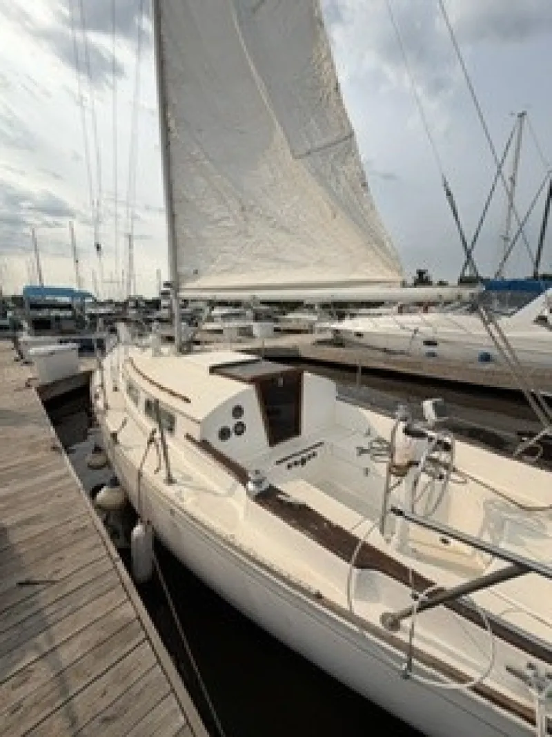 Slide: The Image of Sabre 28 Series 2 1981 - 7462380