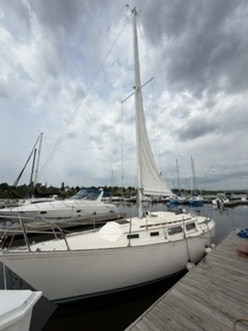 The Image of Sabre 28 Series 2 1981 - 7462377