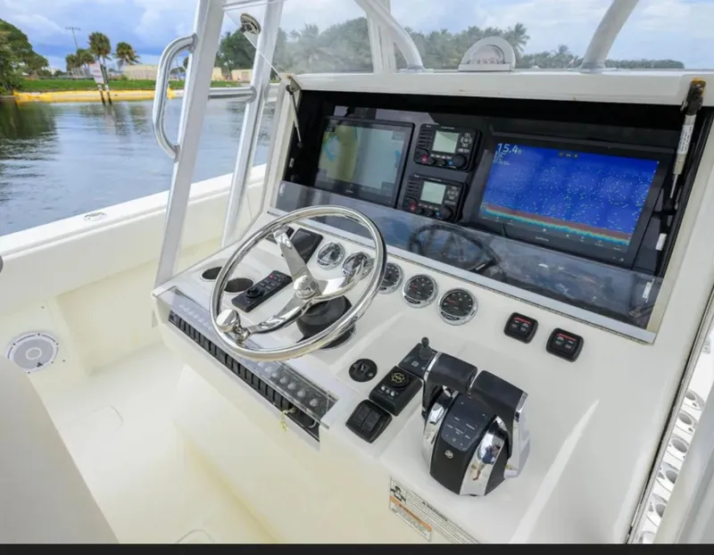 Slide: The Image of SeaVee 390Z 2016 - 7462588