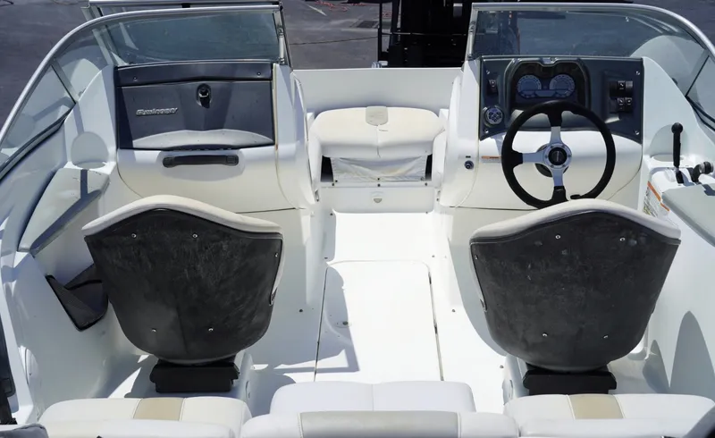 Slide: The Image of Sea-Doo Challenger 180SE 2008 - 7462629