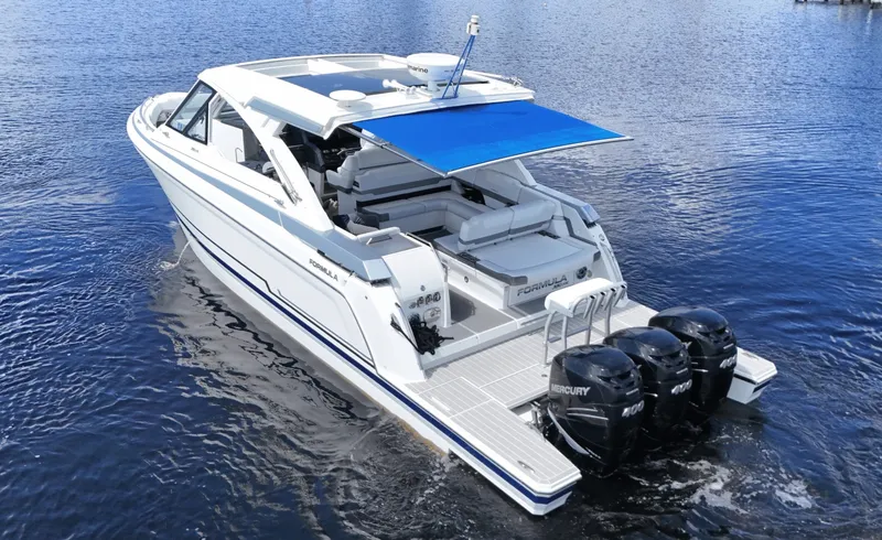 Slide: The Image of Formula 38 Super Sport Crossover 2021 - 7665920