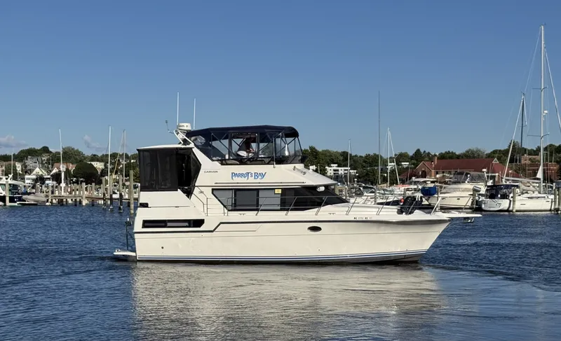 The Image of Carver Yachts 3608 Aft Cabin Motor Yacht 1991 - 7532670