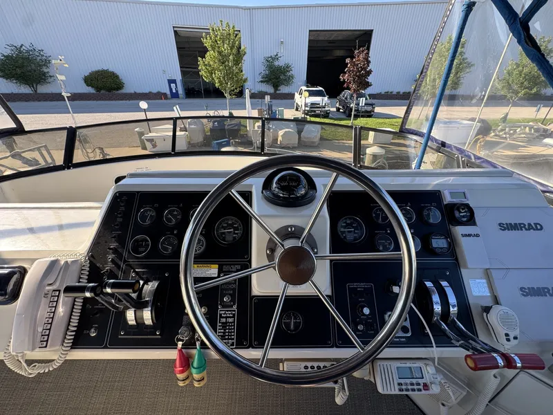 Slide: The Image of Carver Yachts 3608 Aft Cabin Motor Yacht 1991 - 7532648