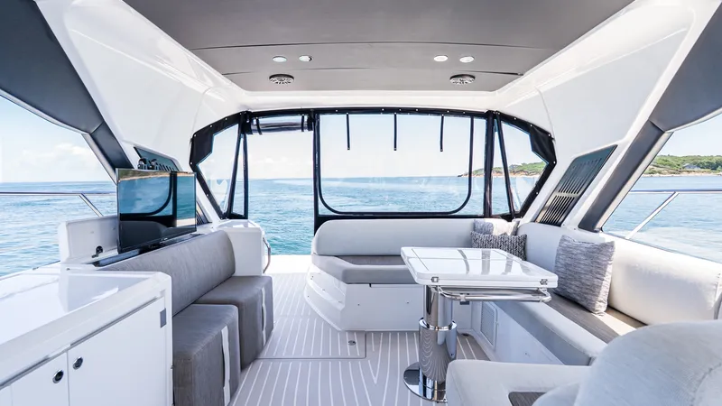 Slide: The Image of Azimut Atlantis 51 2019 - 7464647