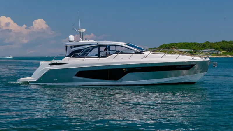 Slide: The Image of Azimut Atlantis 51 2019 - 7464685